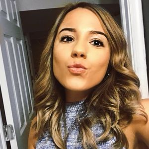 Meet your Posher, Nina